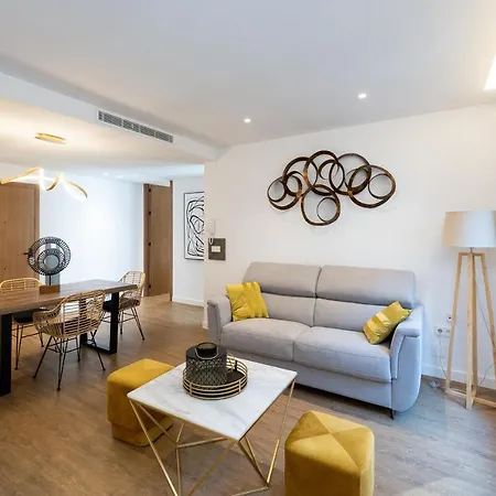Apartamento San Jerónimo Catedral 2br Granada