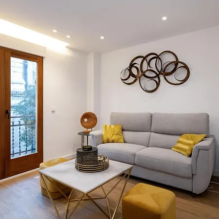 Apartamento San Jerónimo Catedral 2br Granada